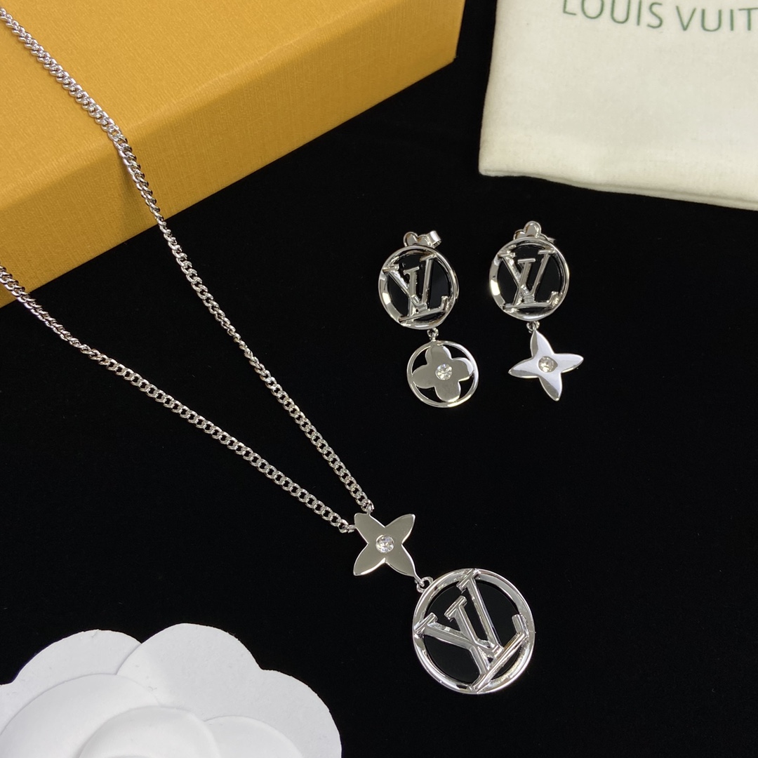 TOP Louis Vuitton LV Necklace Earrings Set - Silver
