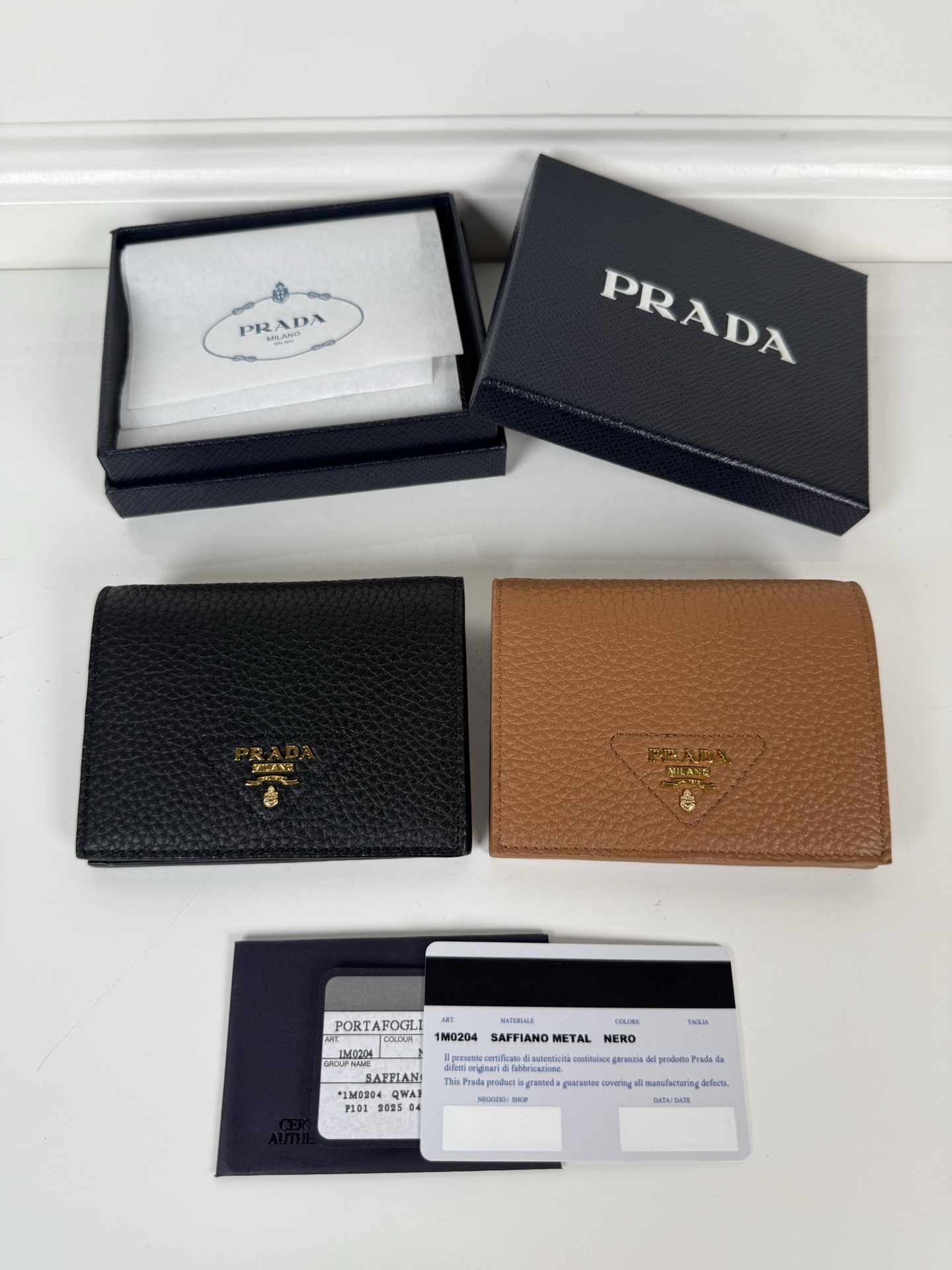 TOP PRADA Leather Wallet 11.2x9.5cm - 2 Color