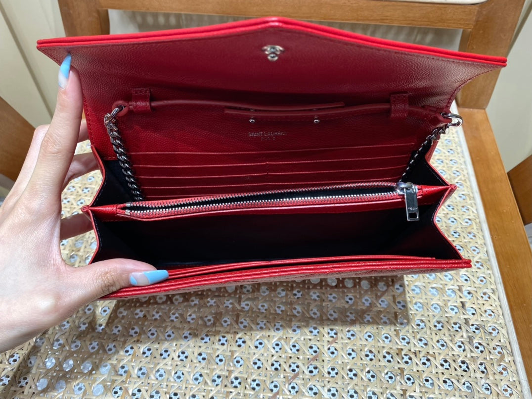 TOP Yves Saint Laurent YSL WOC Matelasse Medium Purse - Red SHW