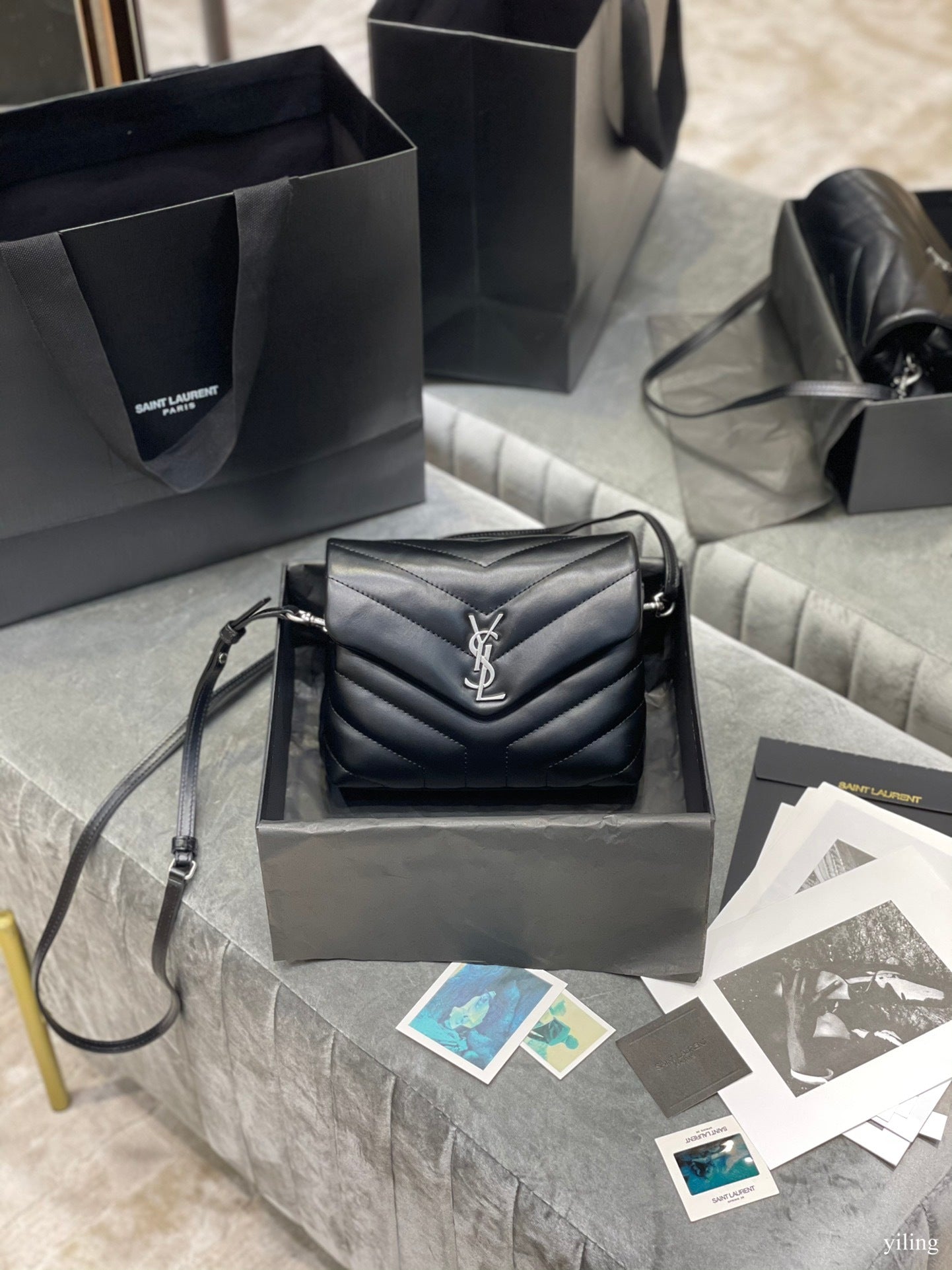 TOP Yves Saint Laurent YSL Loulou Toy Bag 20cm - Black w SHW