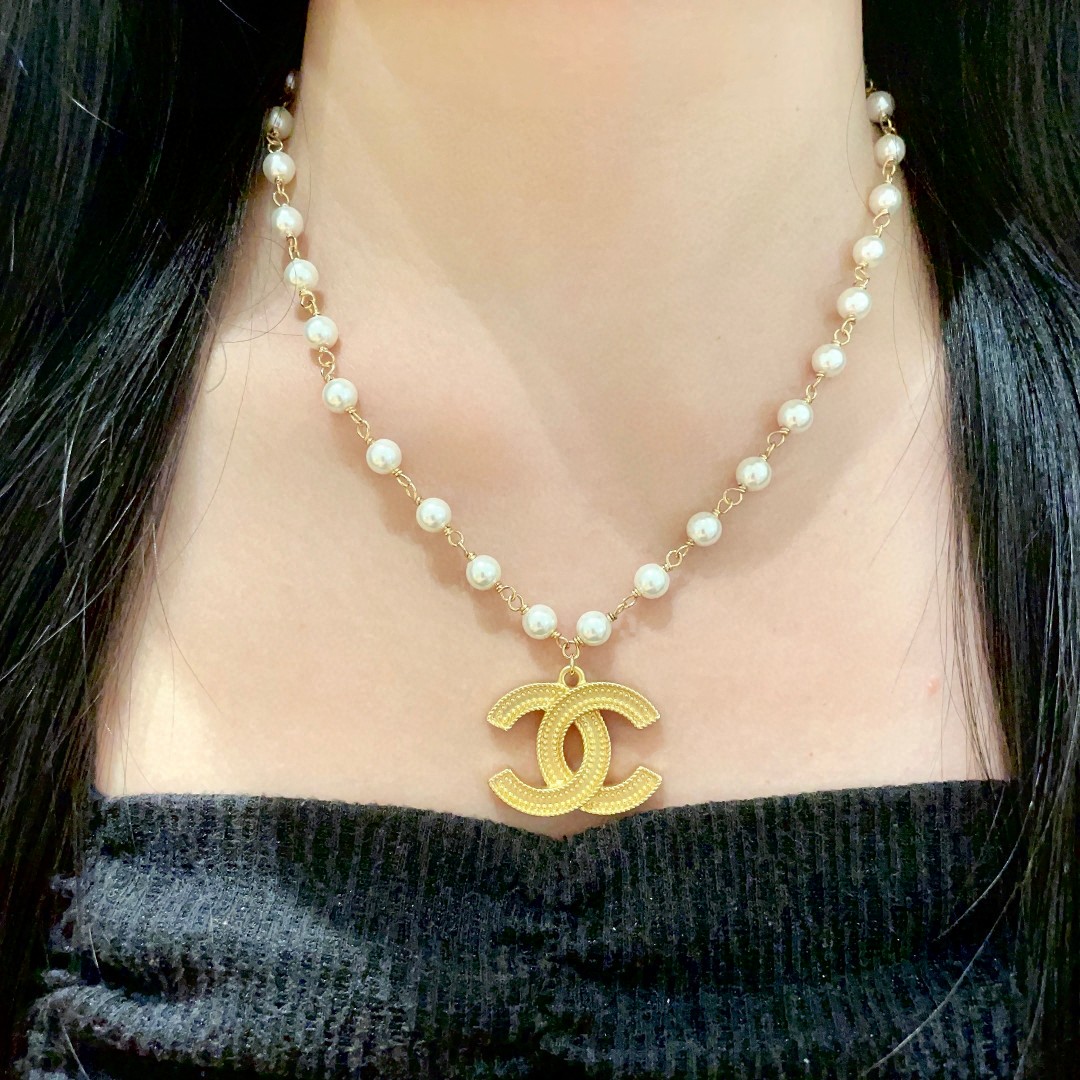 TOP CHANEL Necklace - Gold