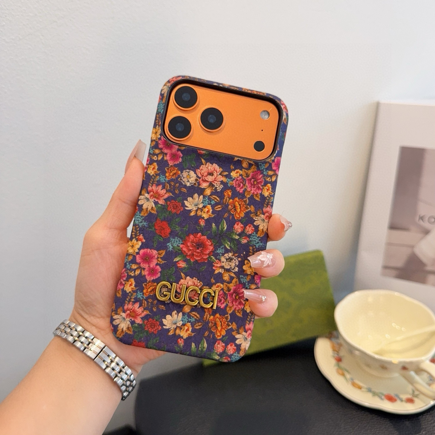 TOP GUCCI Iphone Phone Case - 2 Colors