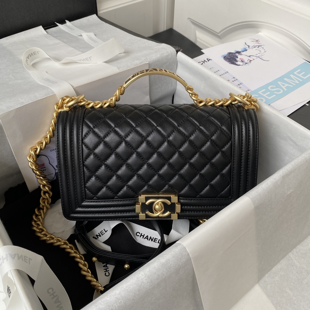 TOP CHANEL Metal handle Lambskin Le Boy Bag 20cm/25cm - Black & GHW