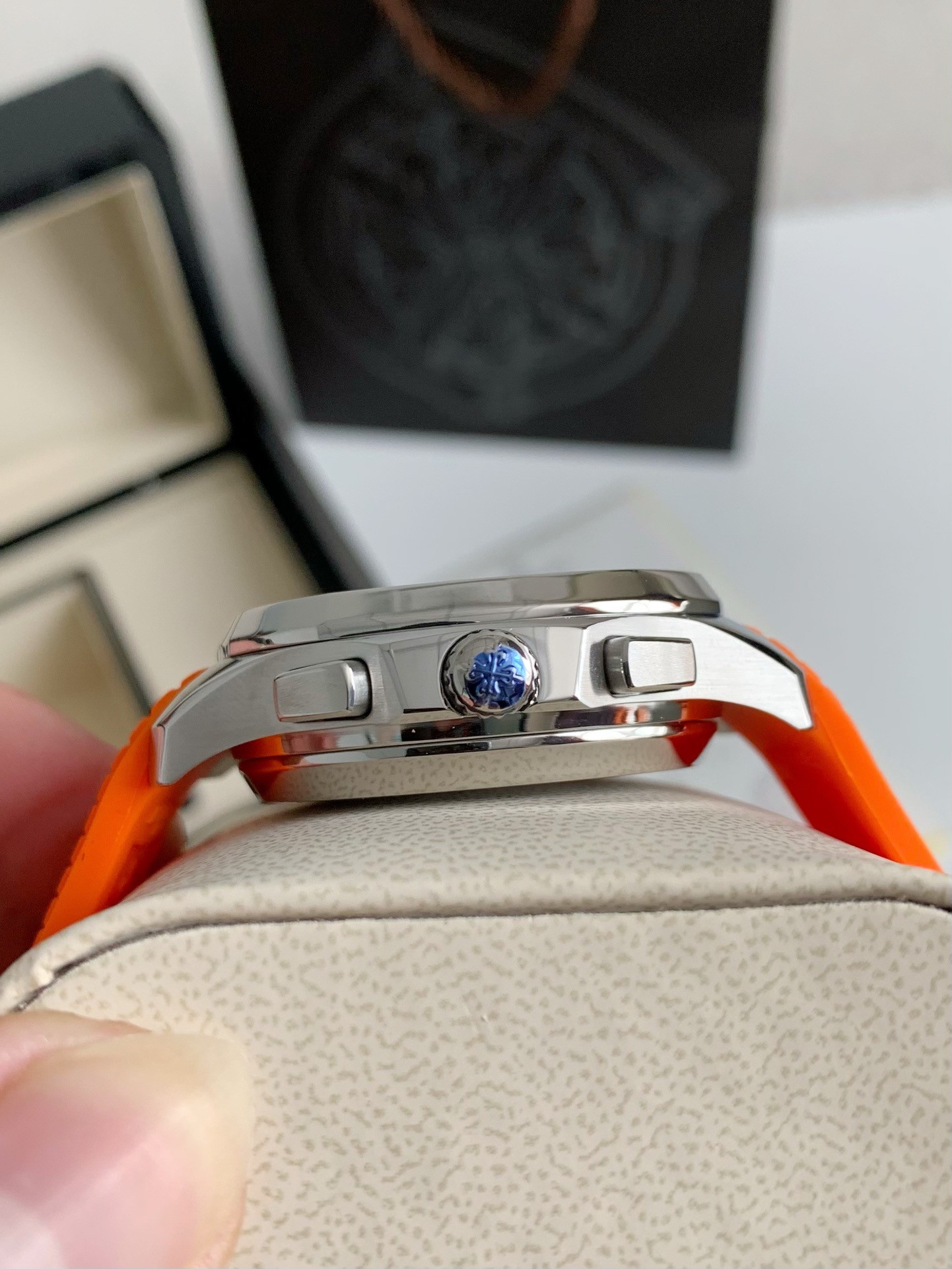 Patek Philippe Aquanaut Chronograph Men Automatic Watch, Orange Rubber Strap, Black Dial Stainless Steel Wrist Watch with Full Box Set