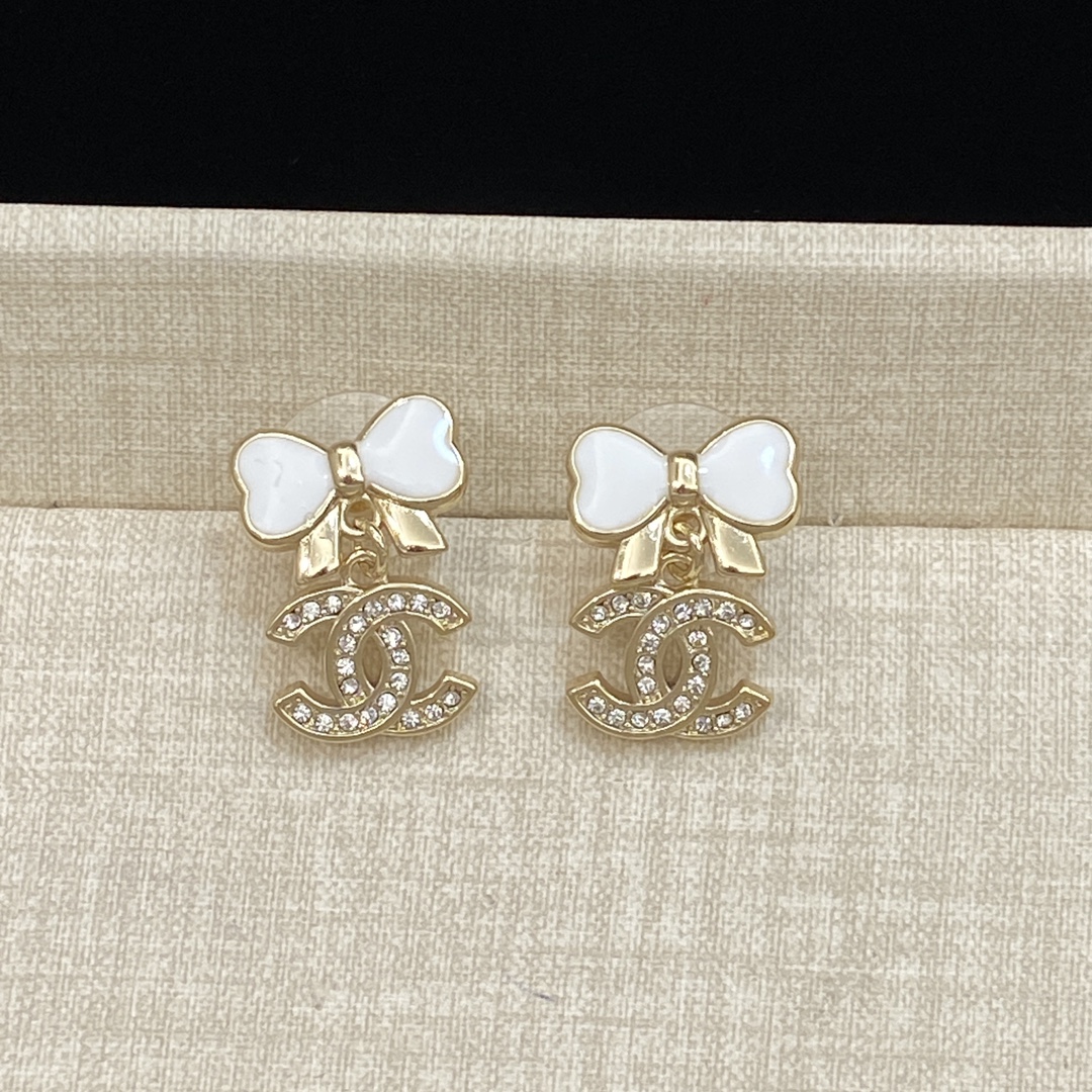 TOP CHANEL CC Bow Earrings- 2 Colors