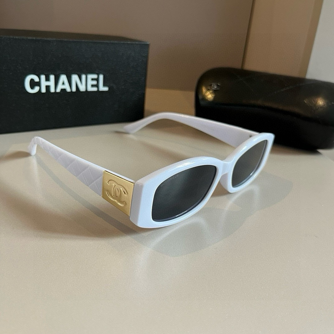 TOP CHANEL Sunglasses - 2 Colors