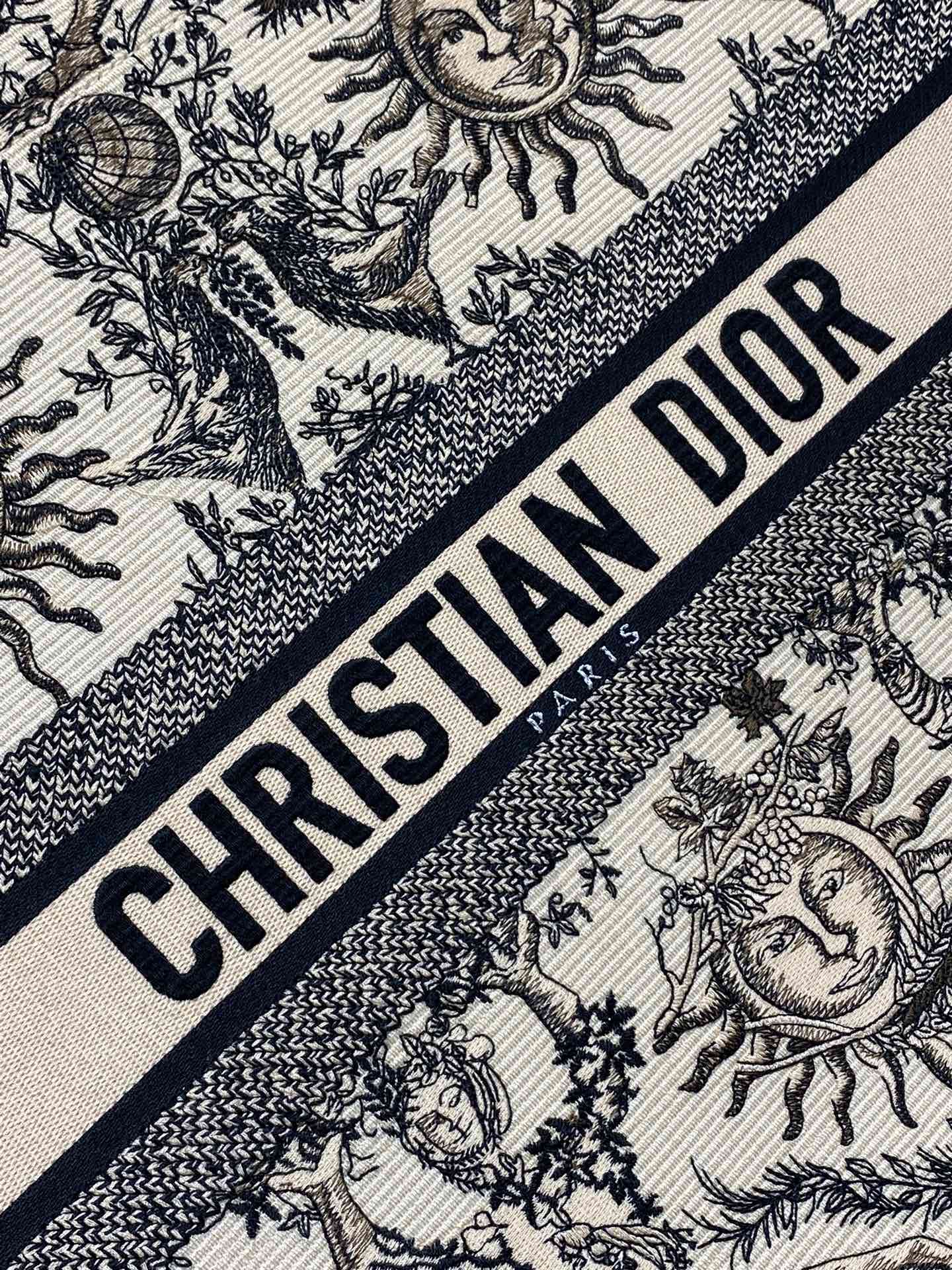 TOP Christian Dior Embroidered Sunflower Book Tote Bags - 41*35*18cm