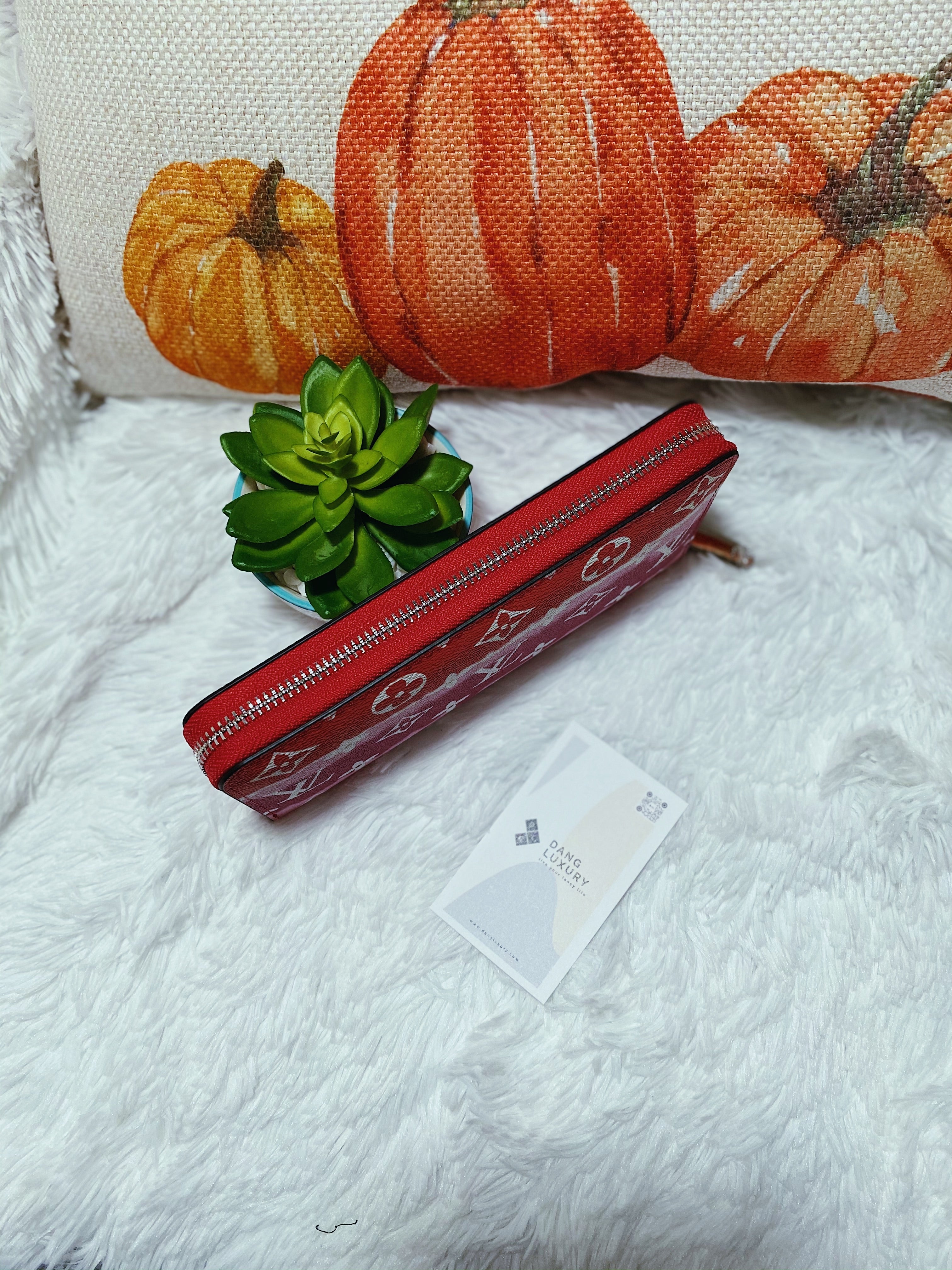 TOP Louis Vuitton LV LV Zippy Wallet LV Escale