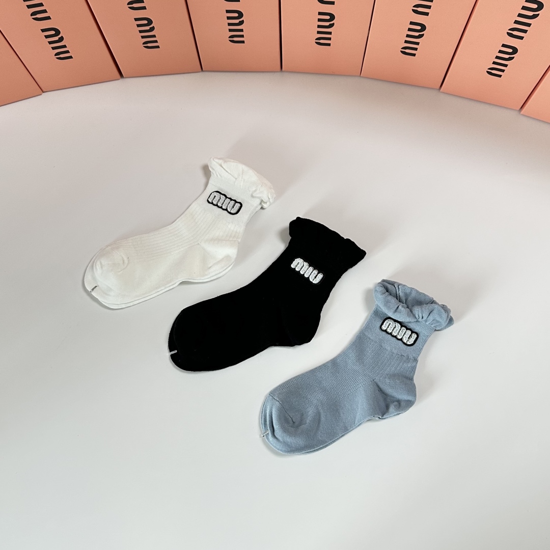 TOP Miu Miu Socks - 3 Pieces as a Set
