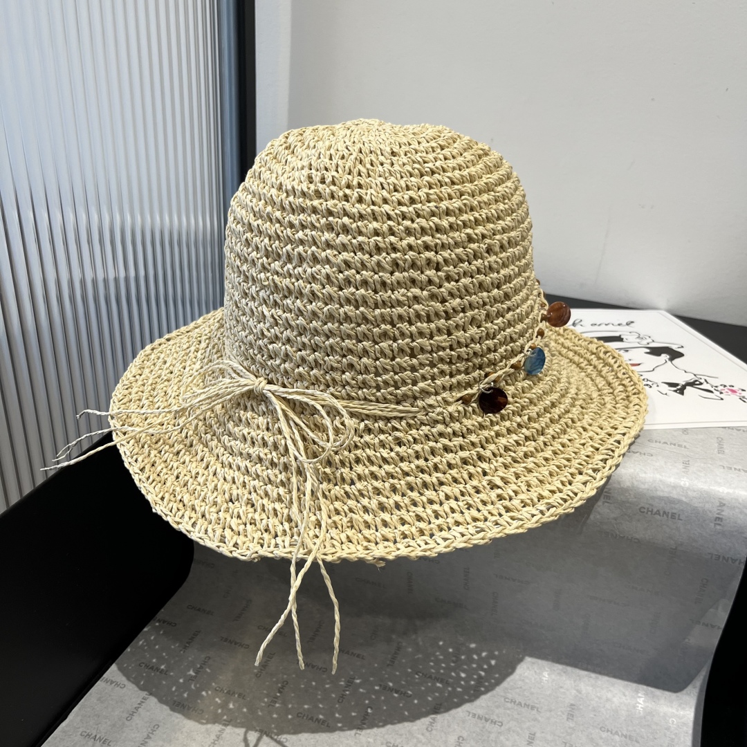 TOP Miu Miu Weaving Hat - Beige