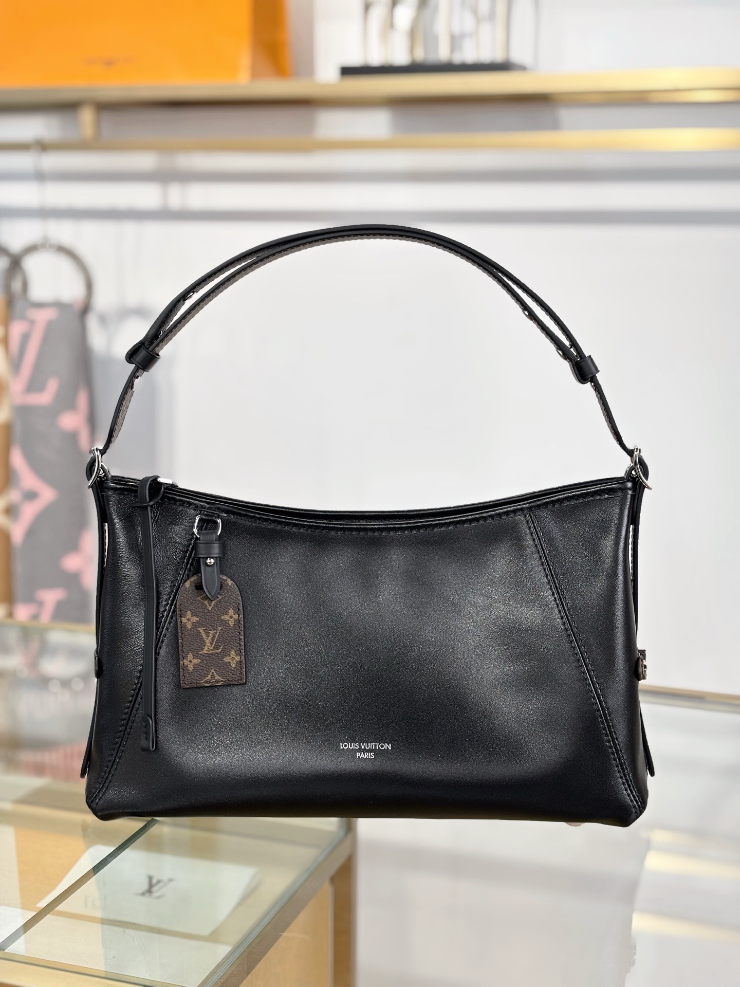 TOP Louis Vuitton LV Carryall East West Bags 33.5x20x10cm - Black
