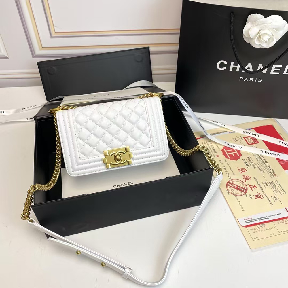 Chanel Large Boy Flap Bag (Replica)