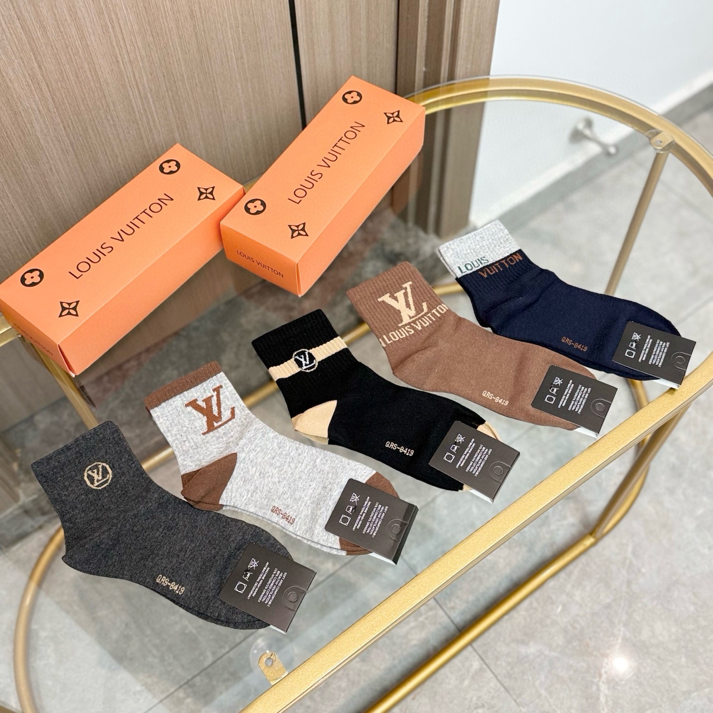 TOP Louis Vuitton LV Socks - 5 Pieces as a Set