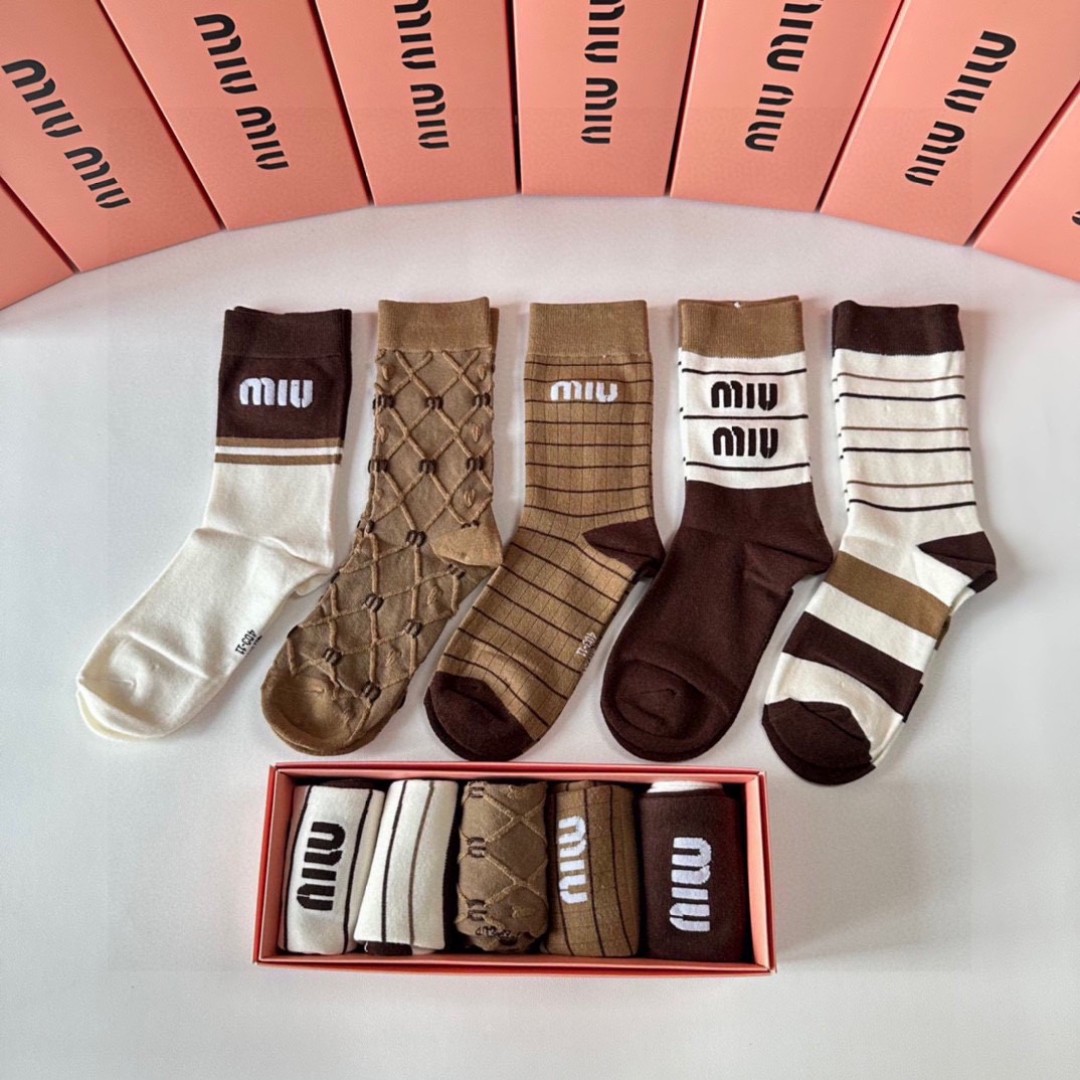 TOP Miu Miu Socks - 5 Pieces as a Set