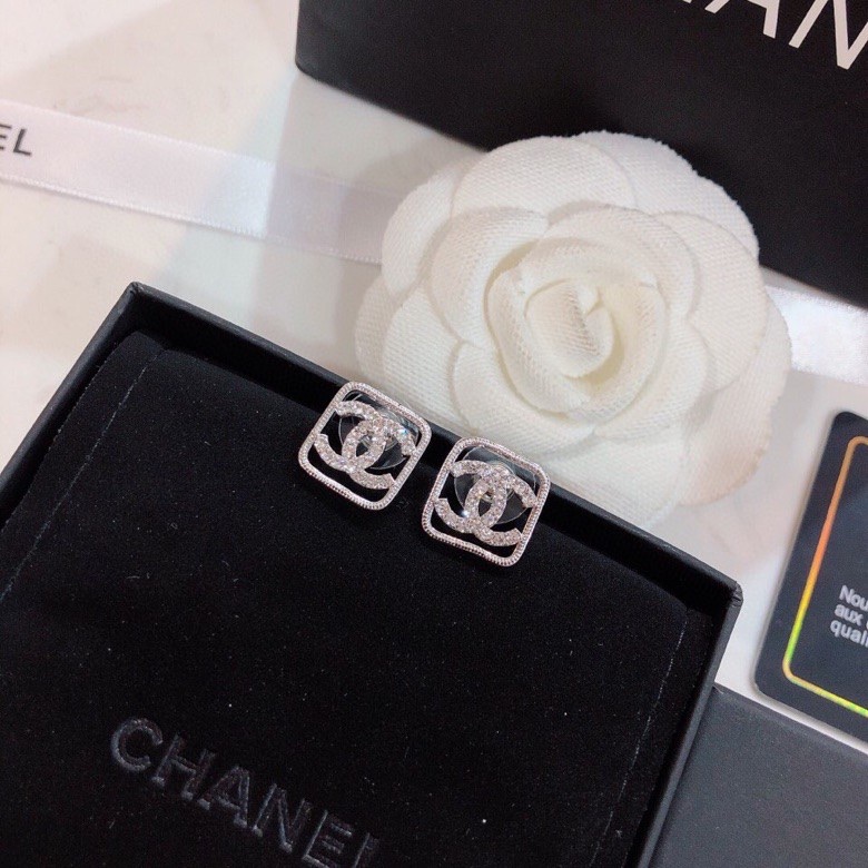 TOP CHANEL Double C Earrings - 2 colors