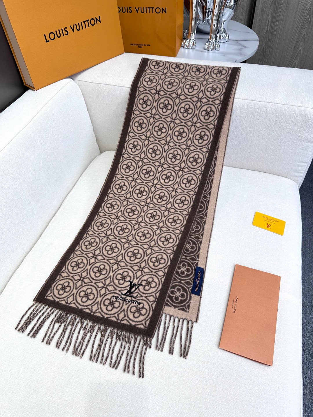 TOP Louis Vuitton LV Wool Scarf 35x200cm - 3 Color