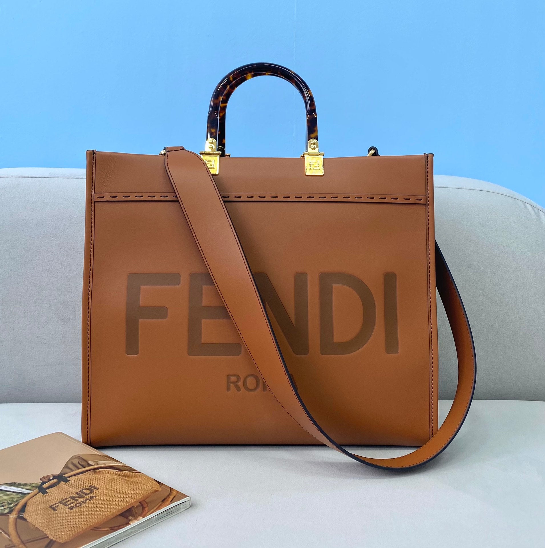 TOP FENDI FENDI Sunshine Tote Medium Shopping Bag - Brown