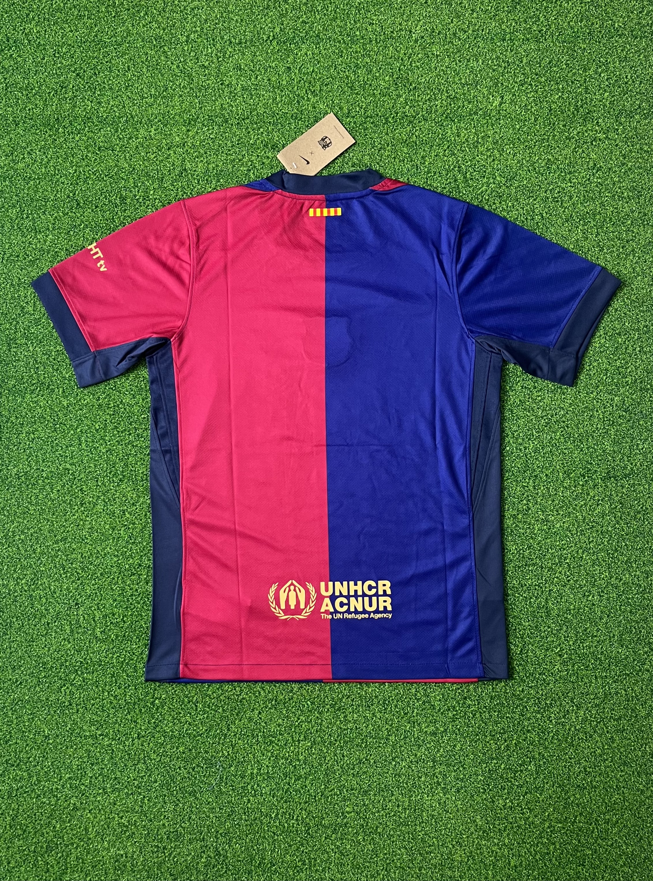 2425 Barcelona home jersey.Player embroidery version