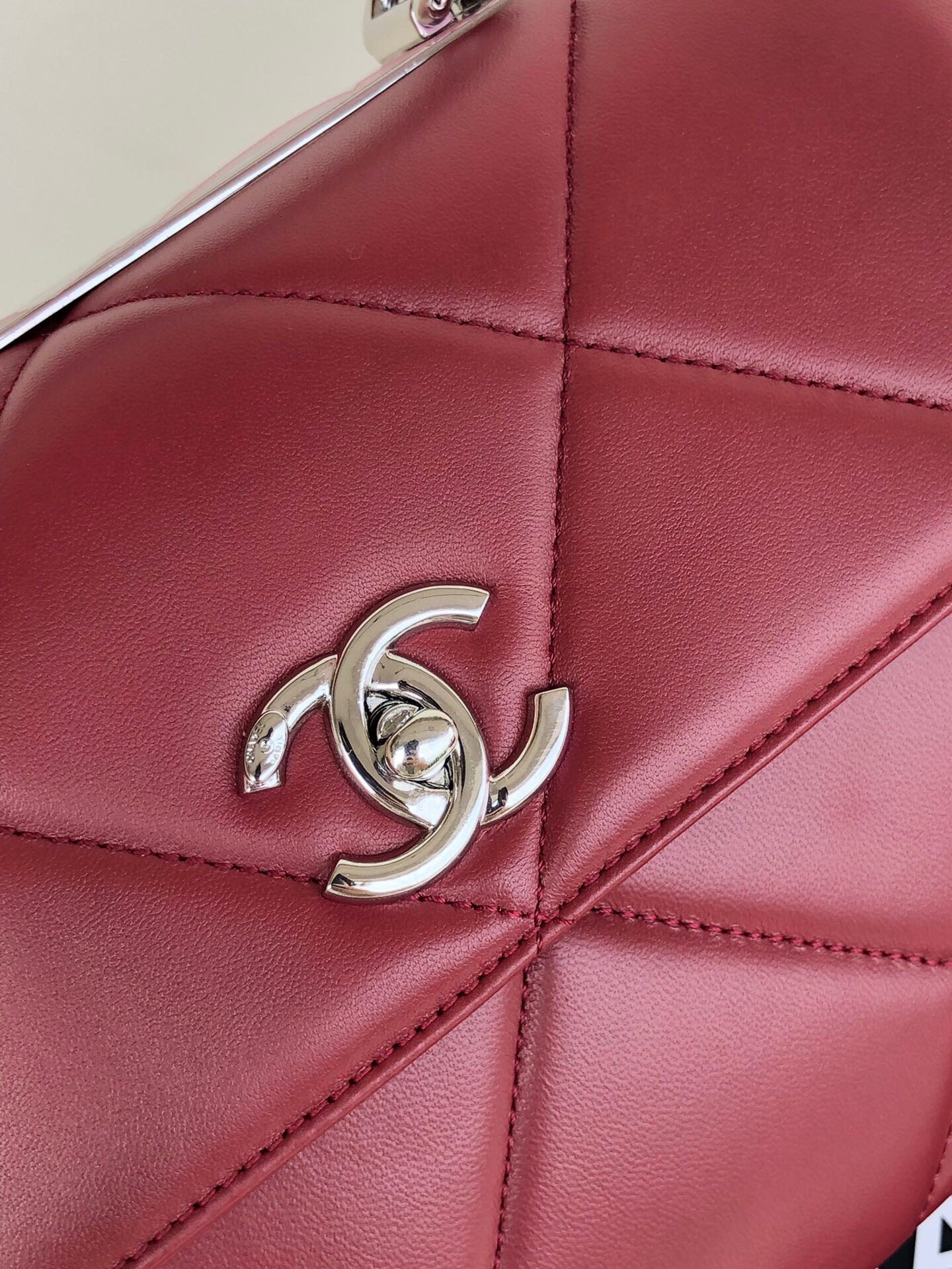 TOP CHANEL CoCo Handle Bag Trendy Quilted Small 20cm - Bordeux & SHW
