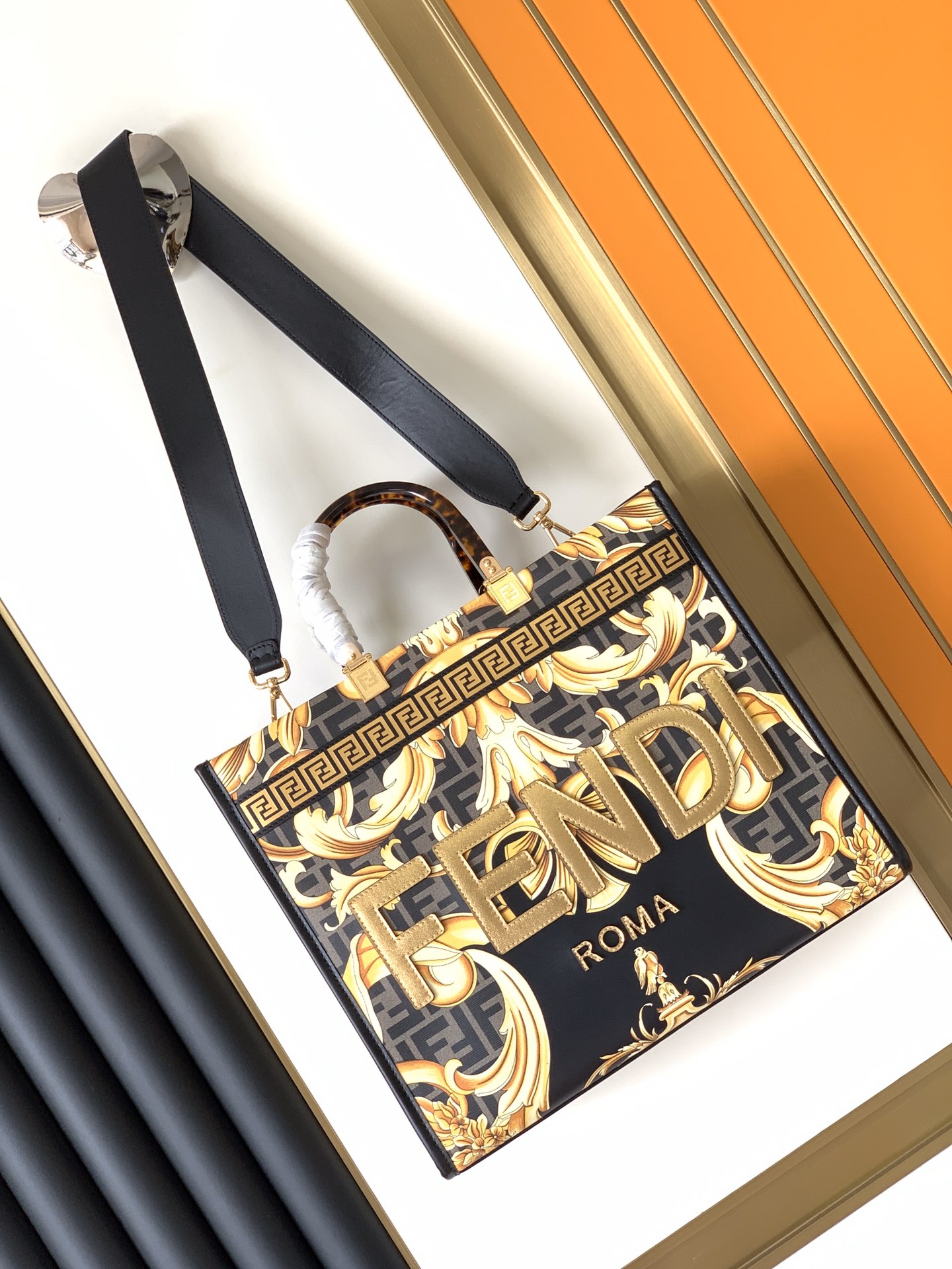 TOP FENDI Fendace Sunshine Tote Bag Medium 35-17-31cm - 2 Colors