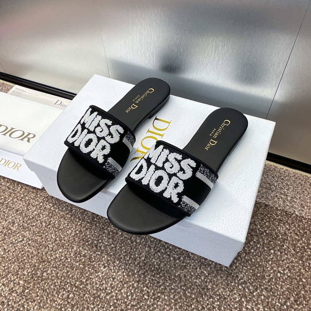 TOP Christian Dior MISS DIOR Flat Slippers - 4 Color