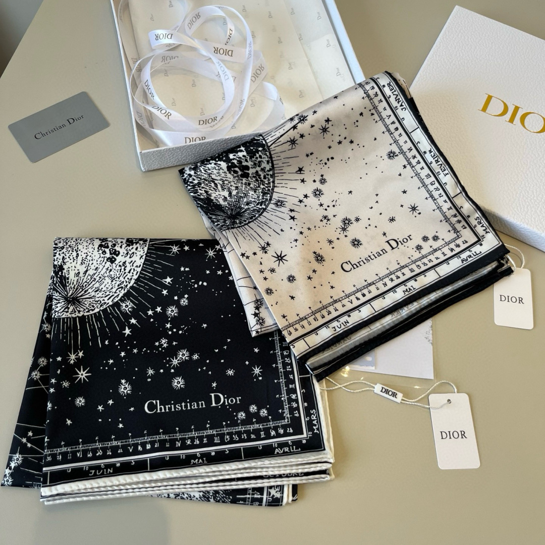 TOP Christian Dior Silk Scarf 90x90cm - 2 Colors