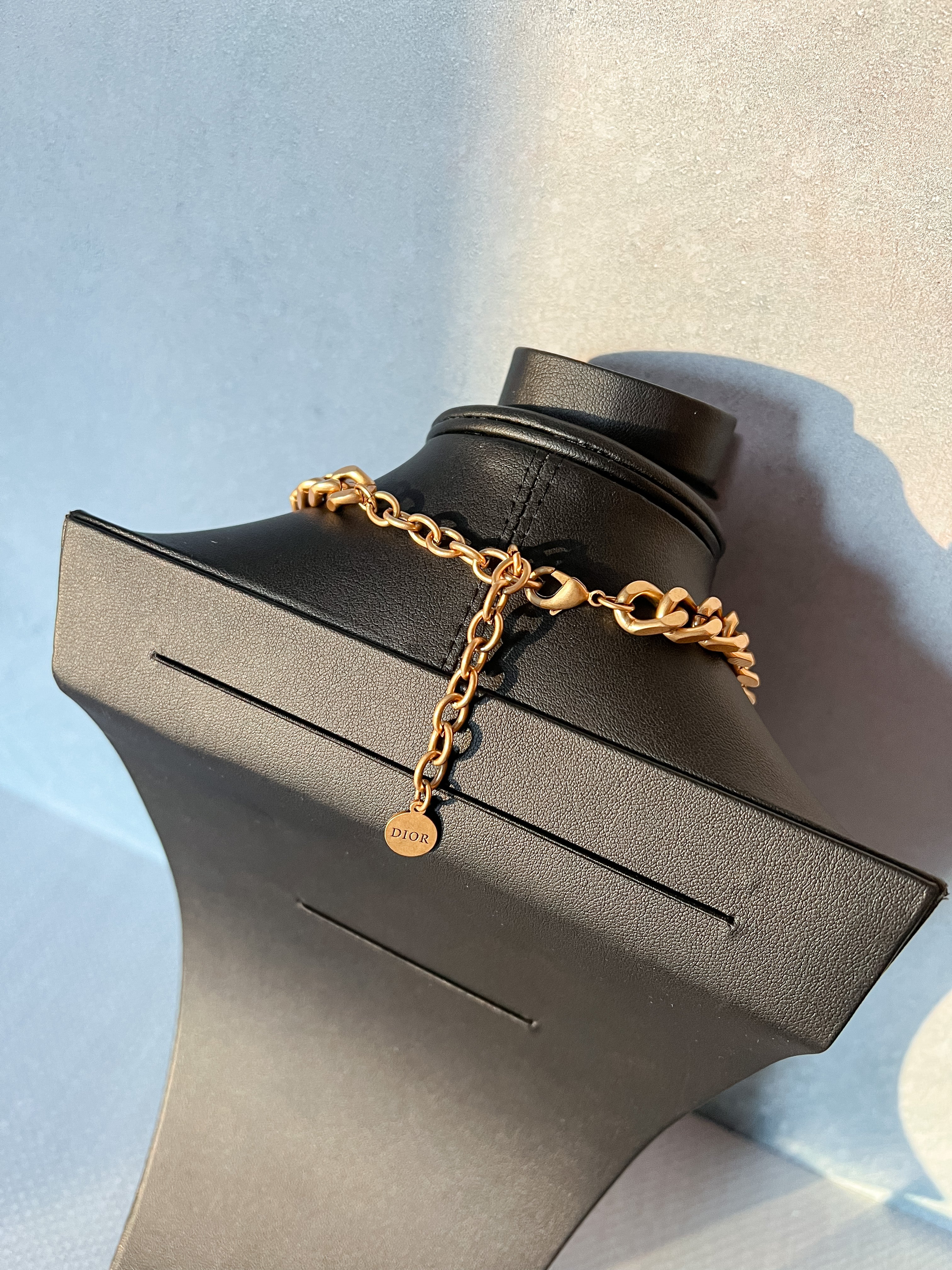 TOP Christian Dior 30 Montaigne Necklace Choker - Gold