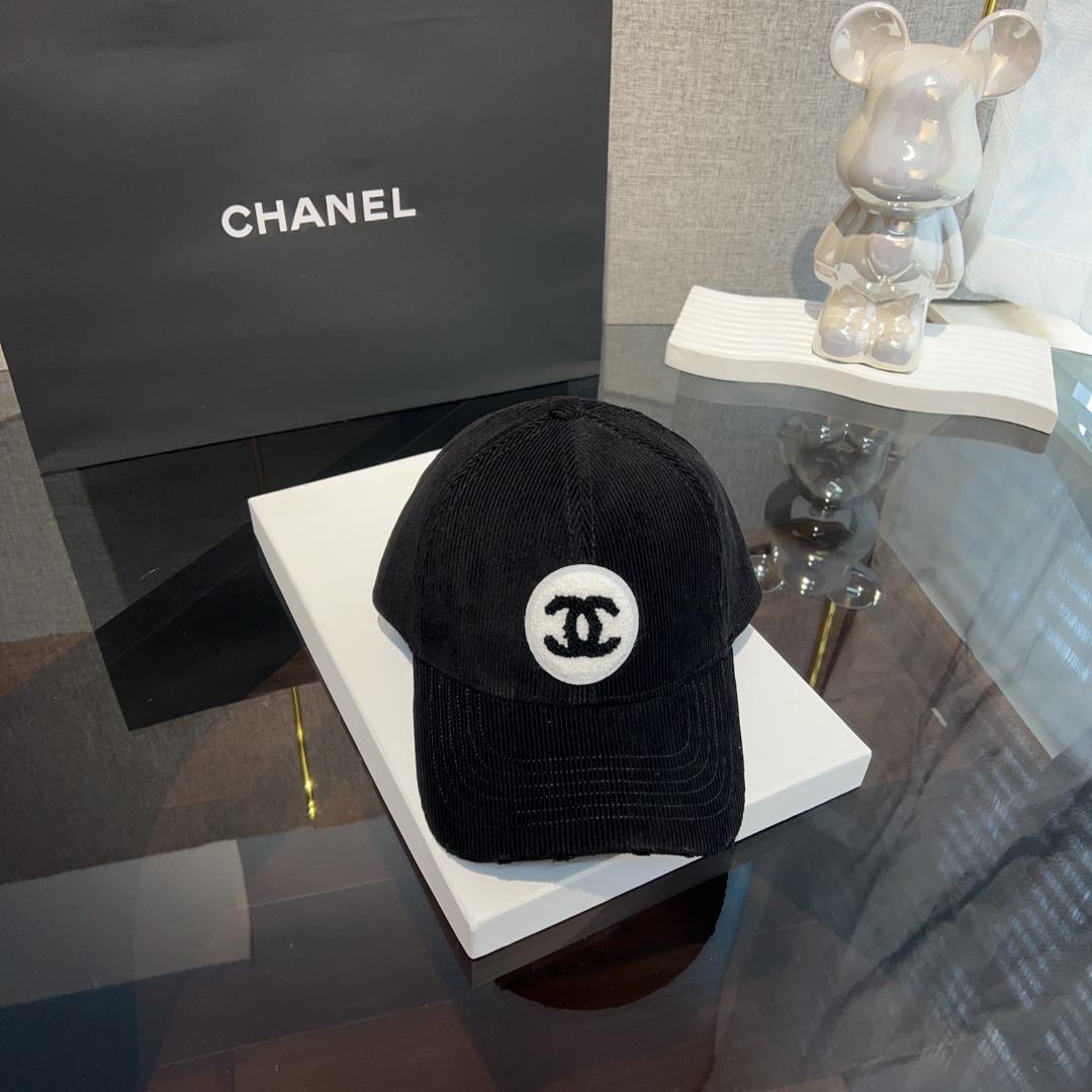 TOP CHANEL Classic Baseball Hats - 2 Colors