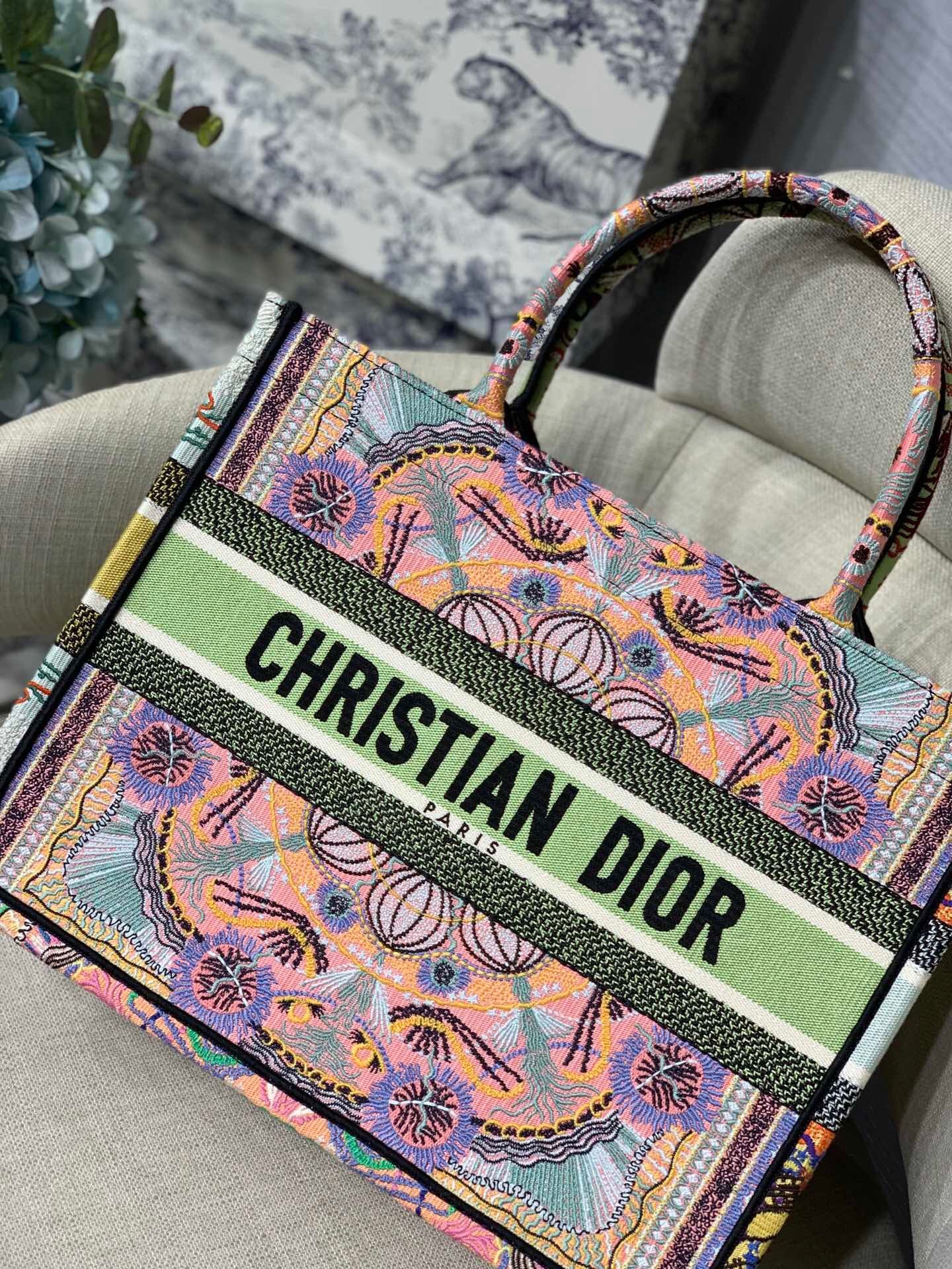 TOP Christian Dior Book Tote Bag 36.5x28x17.5cm/41.5x35x18cm- Multi Color