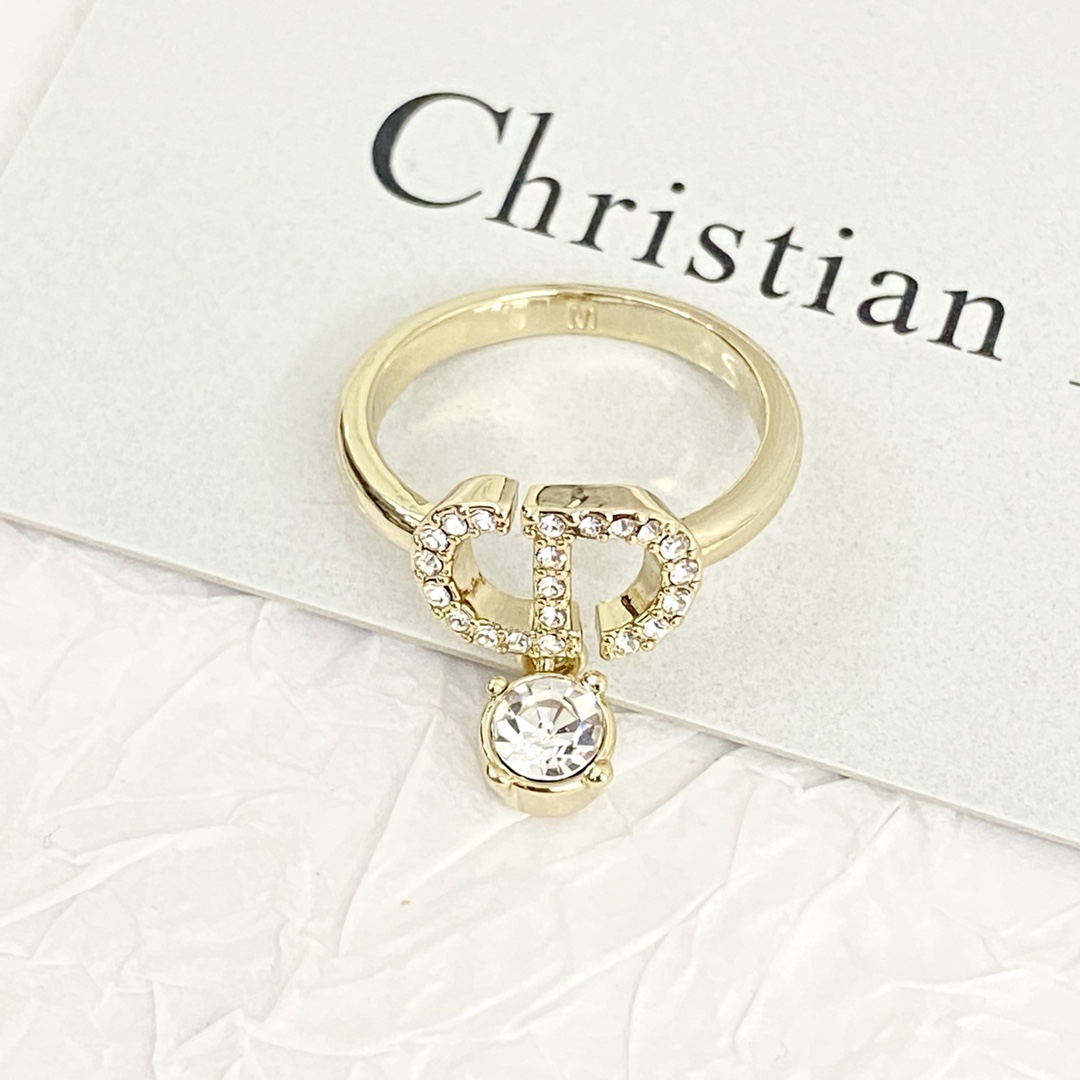 TOP Christian Dior CD Ring