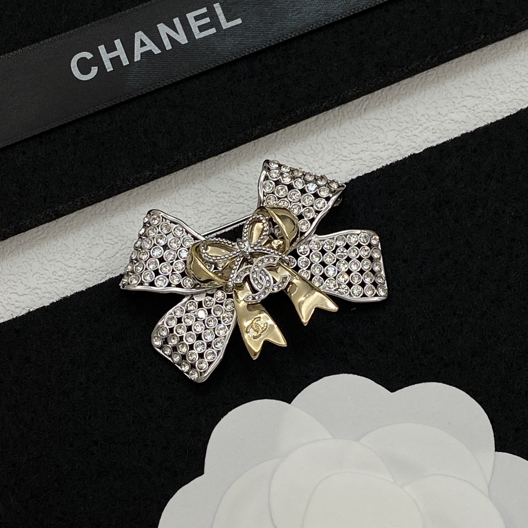 TOP CHANEL Bow Brooch - Gold