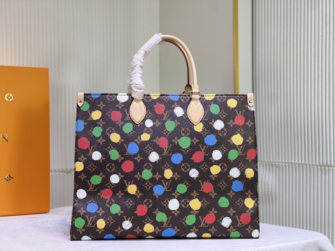 TOP Louis Vuitton LV LV X YK On The Go Monogram Bag 3 Sizes-Brown