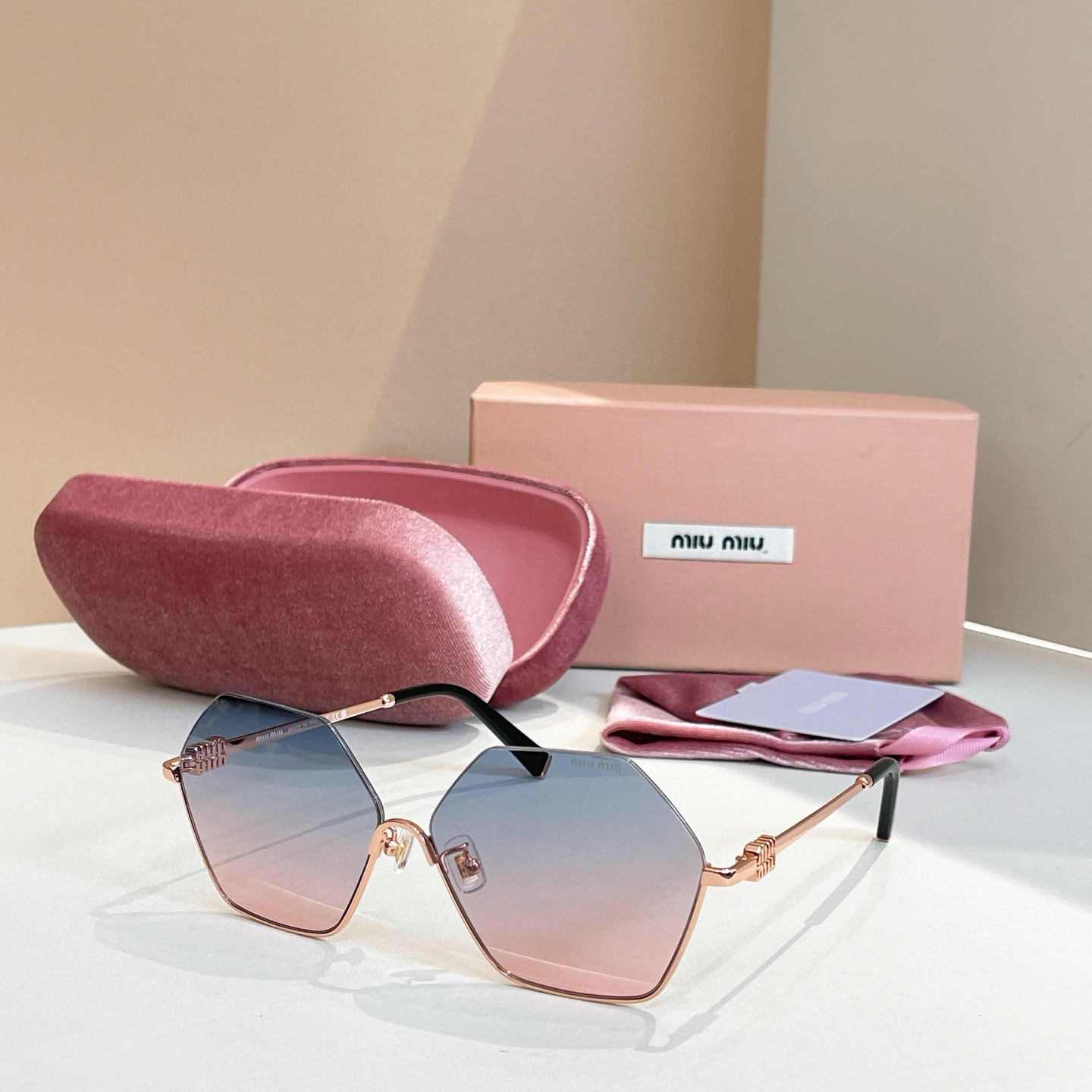 TOP Miu Miu Sunglasses - 6 Colors