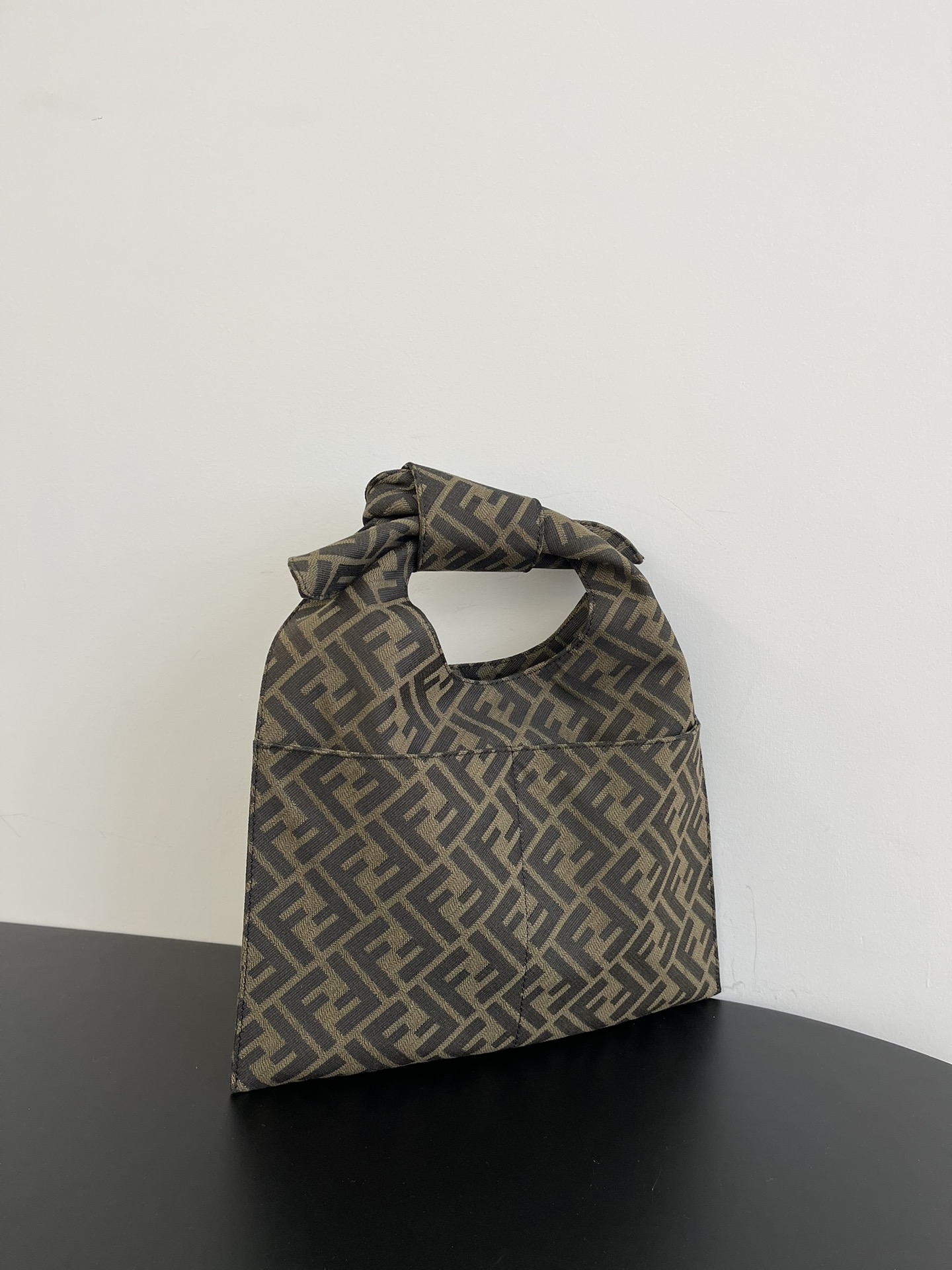 TOP FENDI Retro Fabric Bento Bag