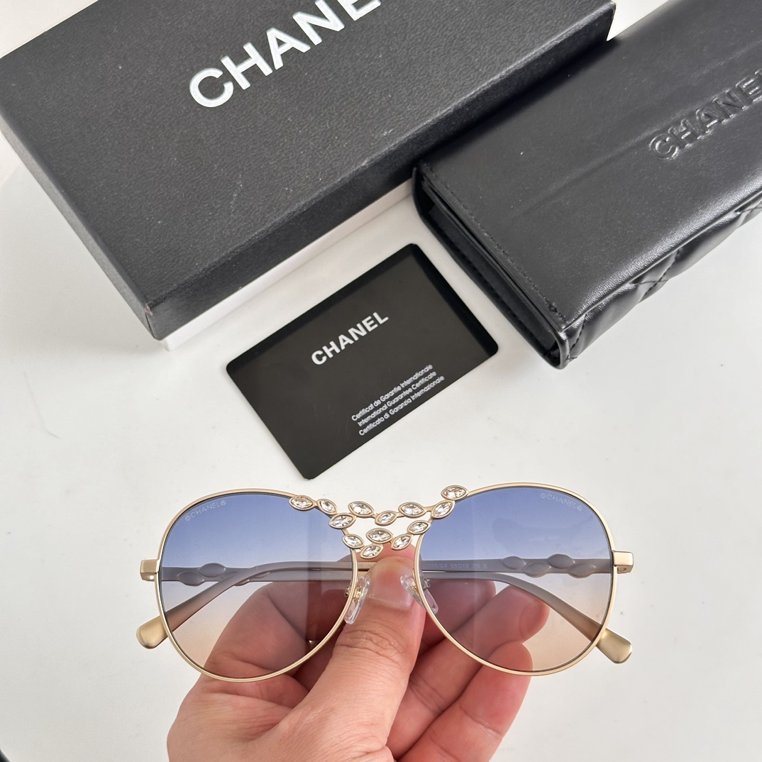 TOP CHANEL Sunglasses - 8 Colors
