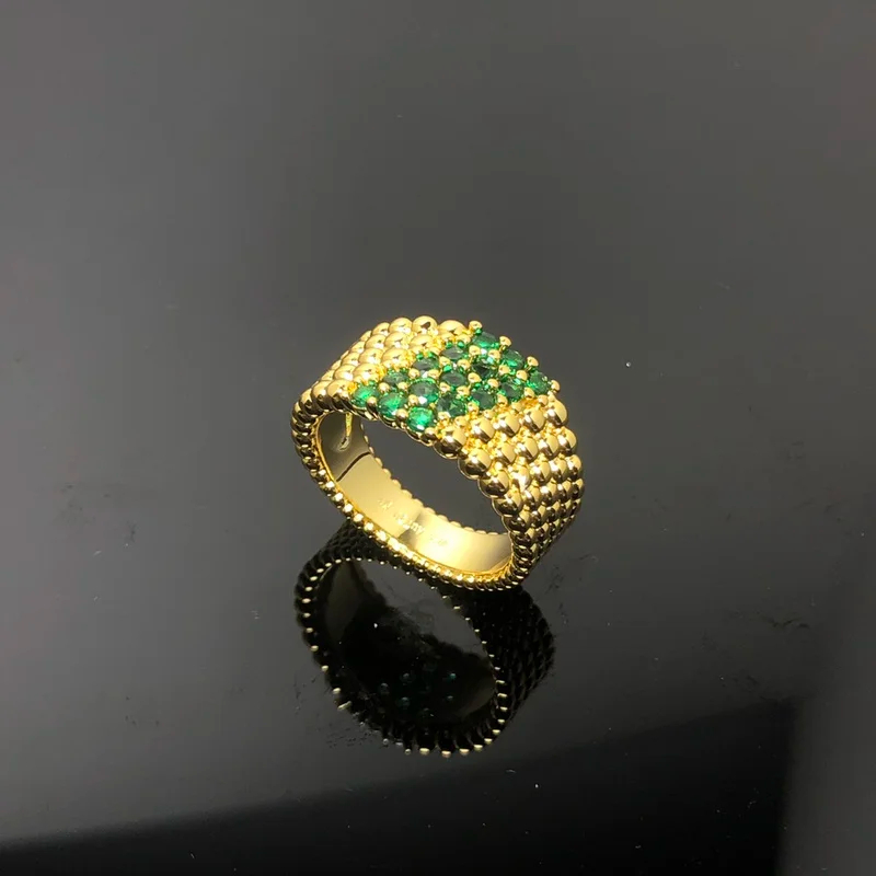 Van Cleef & Arpels Ring (Replica)