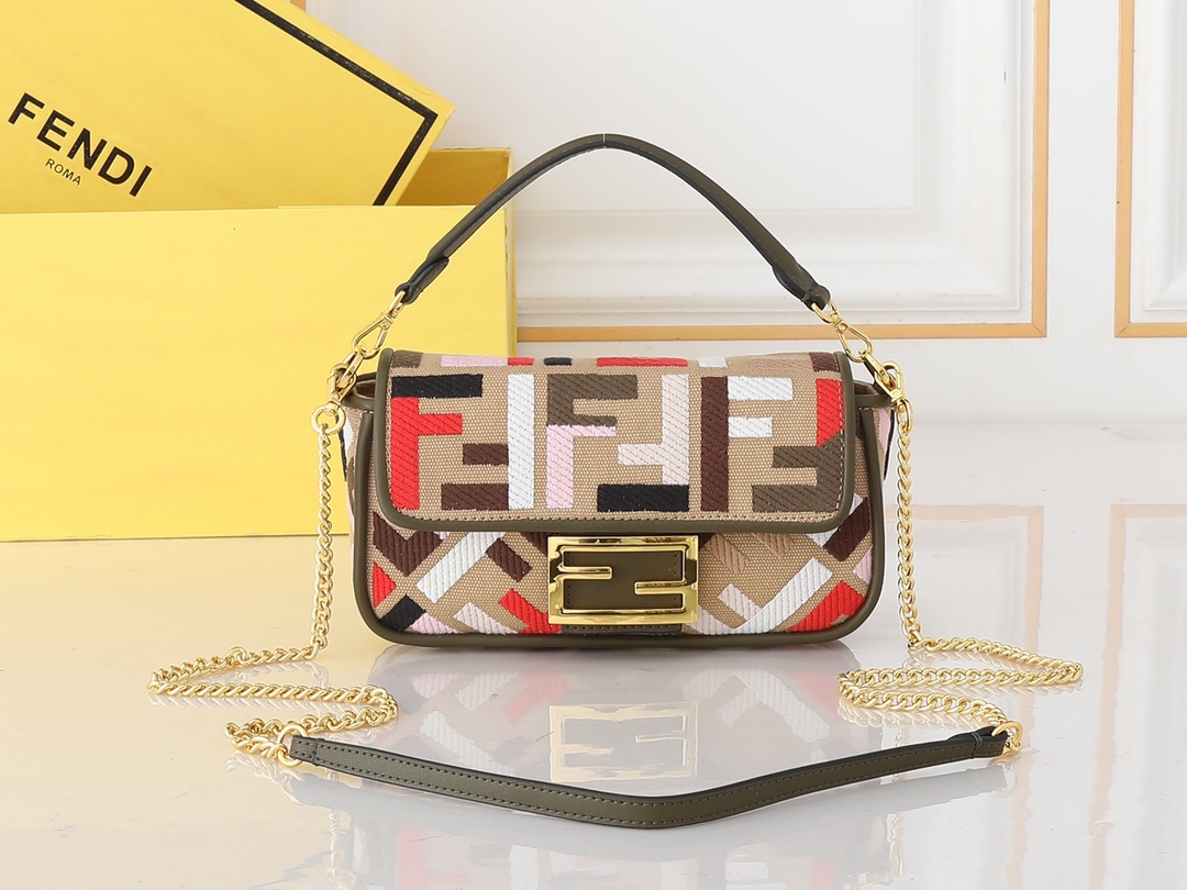 TOP FENDI Baguette FF Bag  19×4×11CM -Olive Green