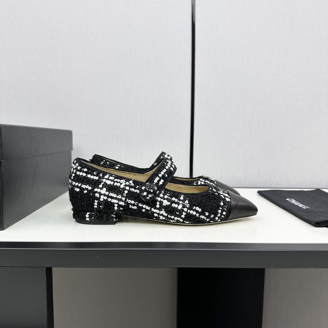 TOP CHANEL Flat Shoes - 8 Color