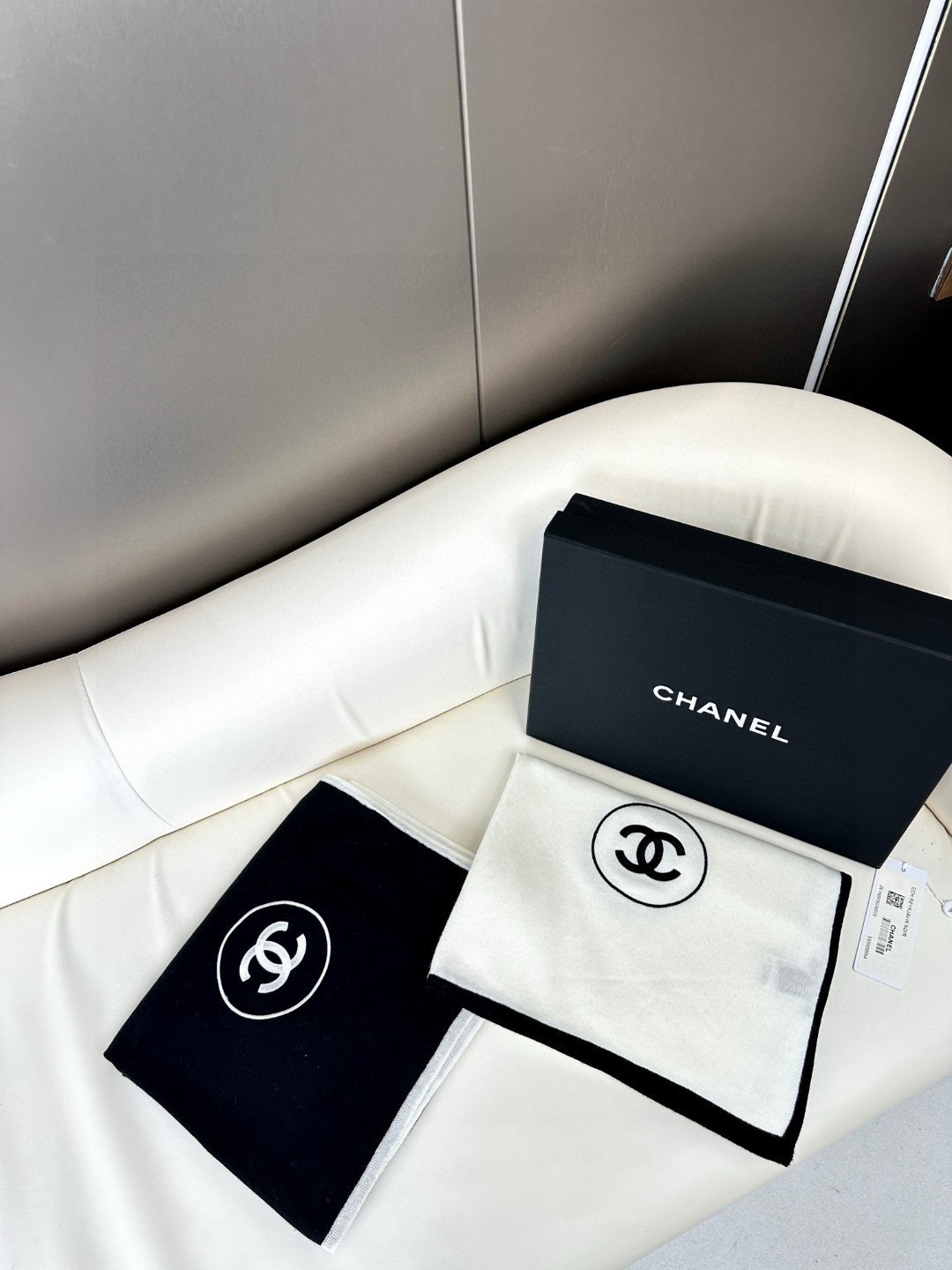 TOP CHANEL CC  Scarf 200x100cm - 2 Colors