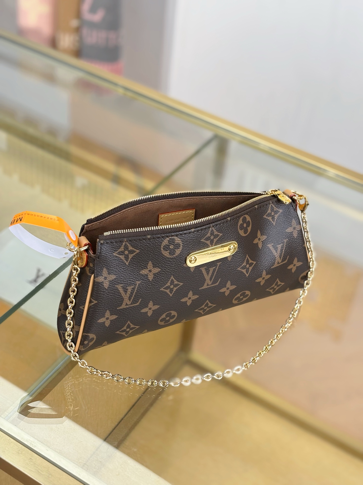 TOP Louis Vuitton LV Pochette Eva Monogram 27x11x5cm - Brown