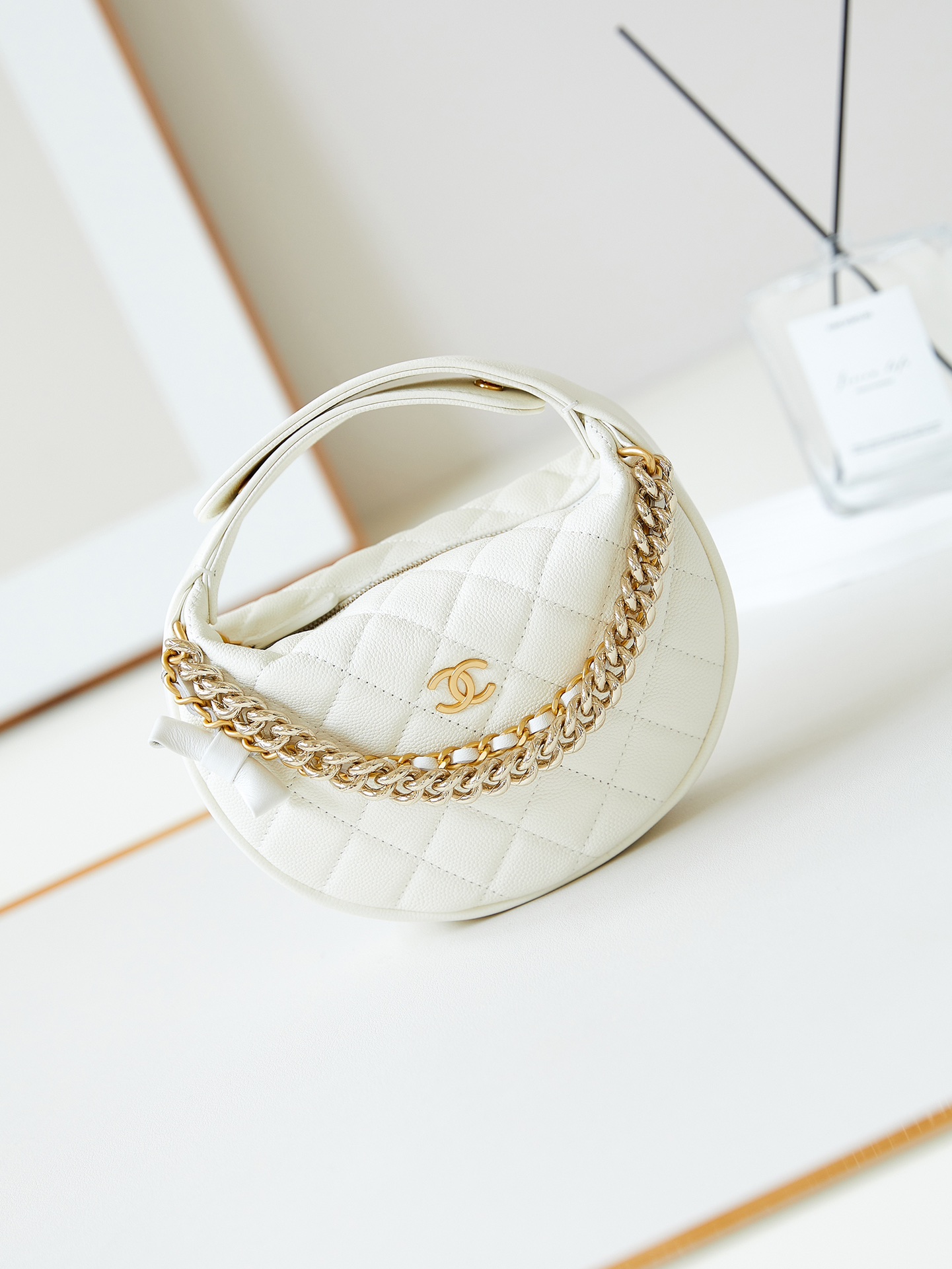 TOP CHANEL Double Chain Round Hobo Pouch Bag 17x18x7cm - 4 Color