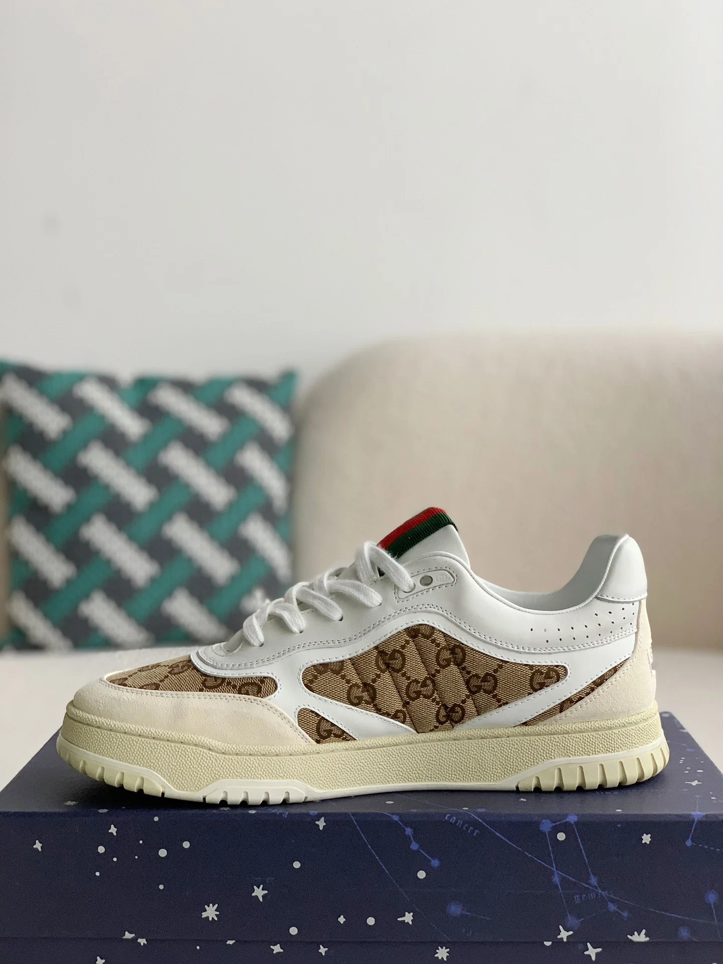 AAAShose Vintage Monogram Jacquard Patchwork Low Top Sneakers, White Beige Retro Thick Sole Casual Walking Shoes Unisex
