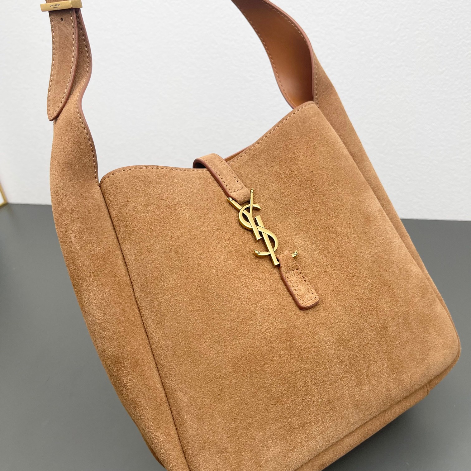 TOP Yves Saint Laurent YSL Le 5A7 Bag Suede 23×22×8.5cm - 3 Color