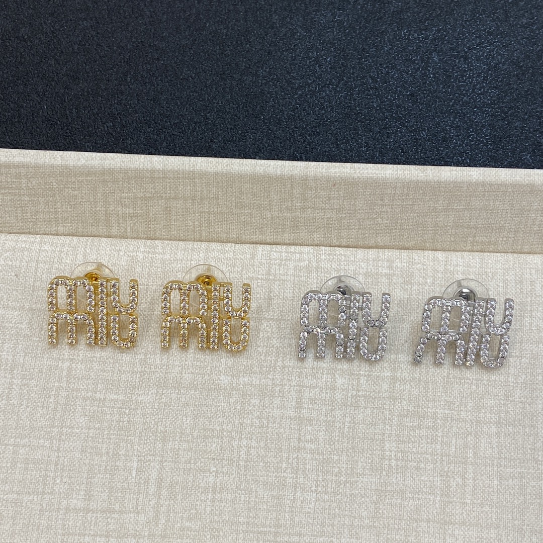 TOP Miu Miu Earrings - 2 Colors
