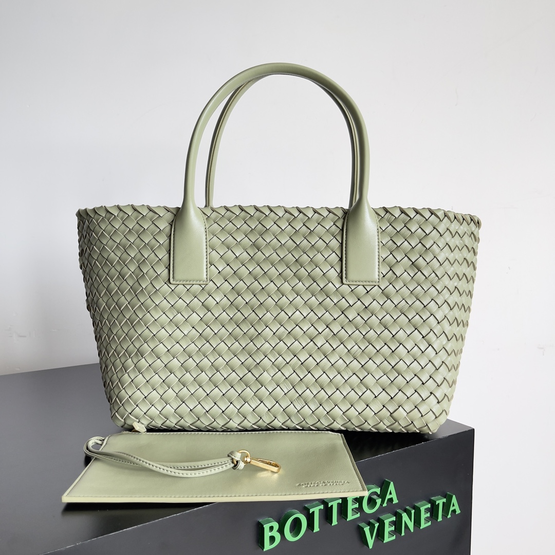 TOP Bottega Veneta BV Medium Cabat Bags - Mint Green