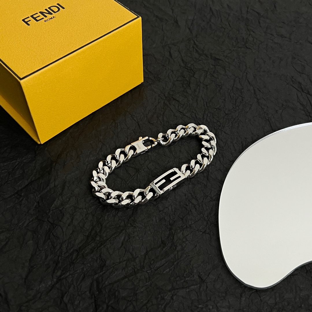 TOP FENDI Bracelets - 2 Colors