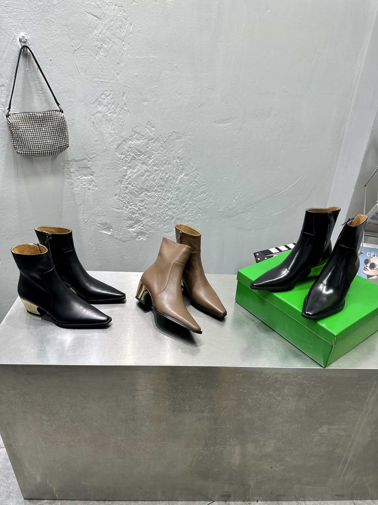 TOP Bottega Veneta BV Pointed Metal Heel Short Boots - 6cm - 3 Colors