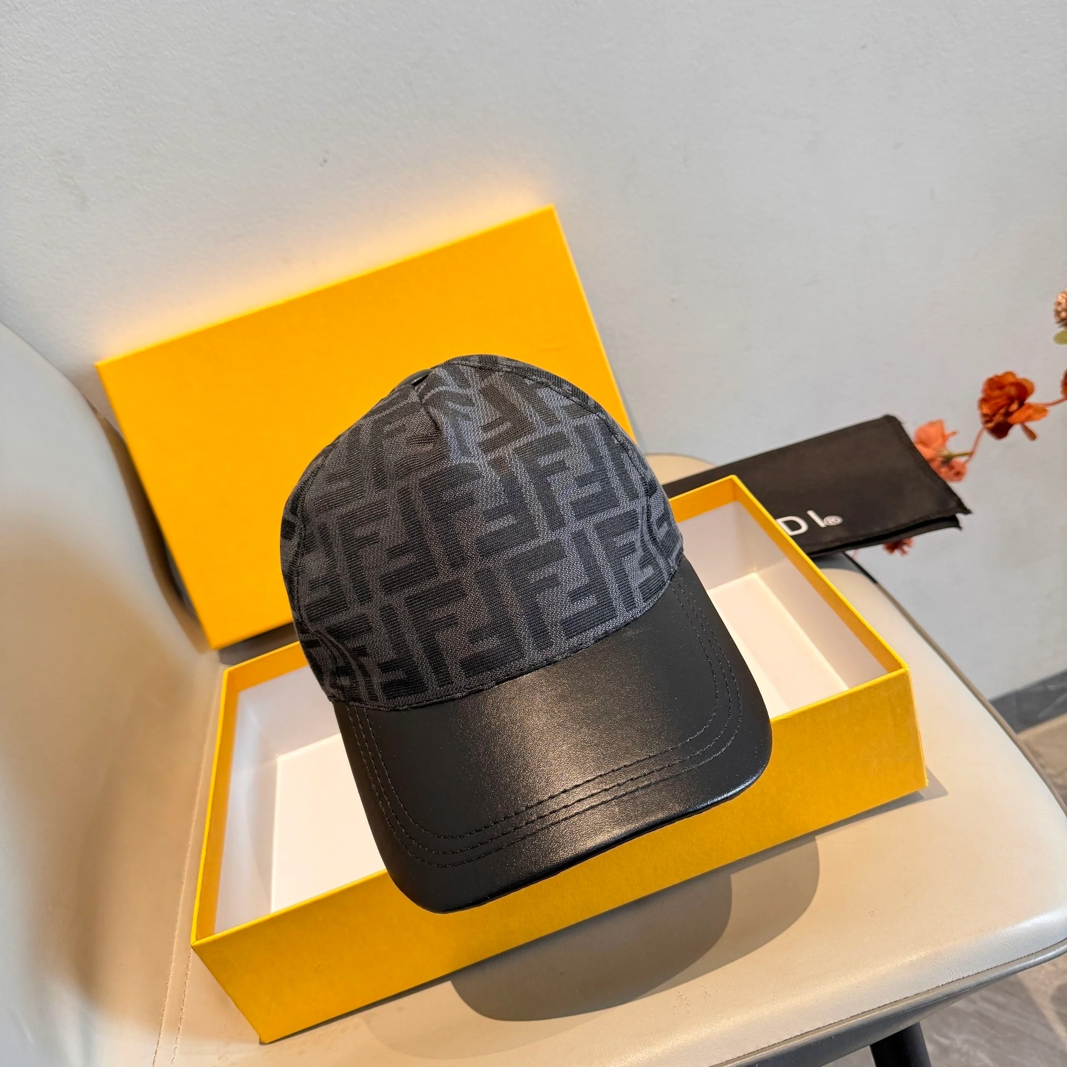 AAACAT Letter Jacquard Baseball Cap Faux‑Leather Brim Adjustable Curved Brim Sun Hat Unisex