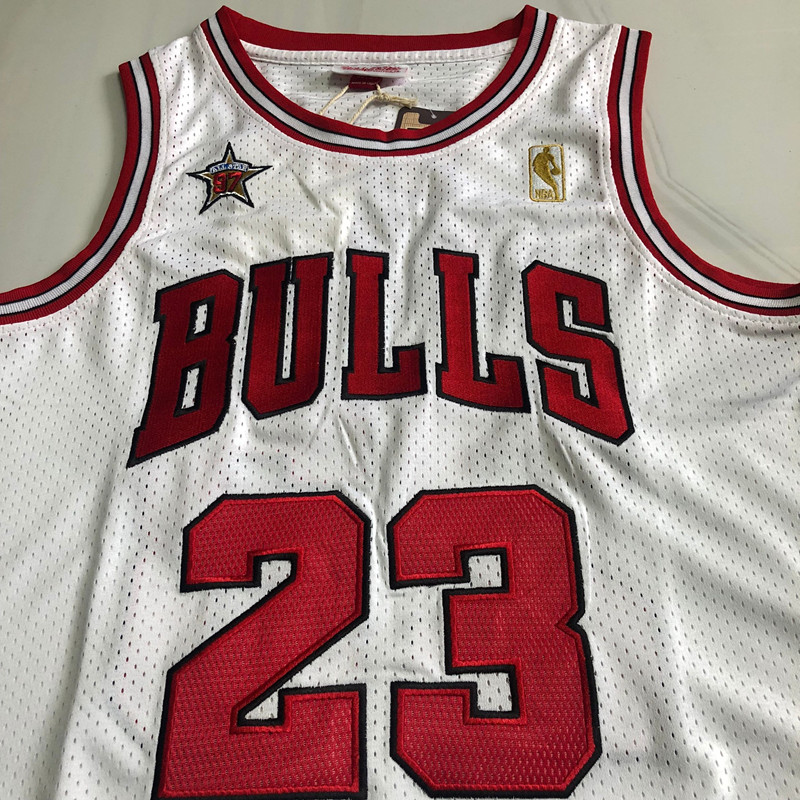 Michael Jordan Chicago Bulls 23 White MN