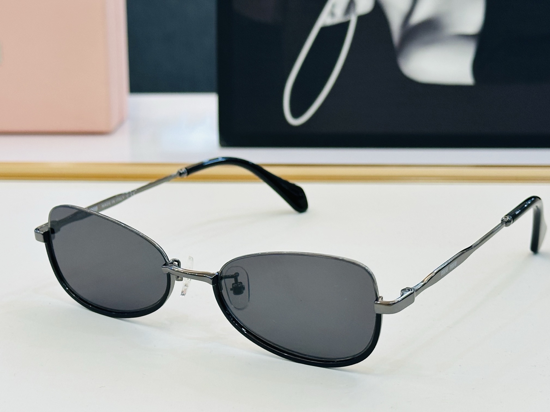 TOP Miu Miu Sunglasses - 7 Colors